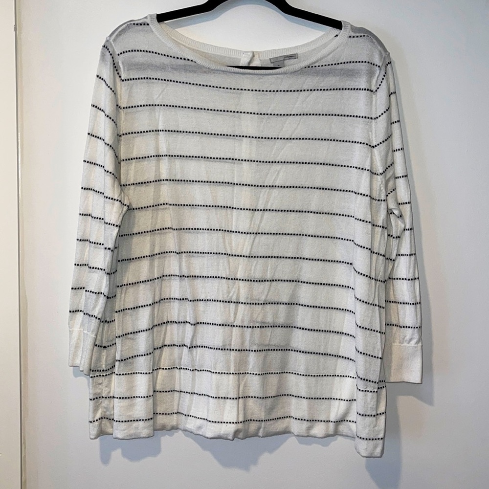 Halogen Sweater top with button back